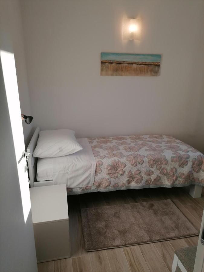 Apartment Nada 2 Malinska Extérieur photo