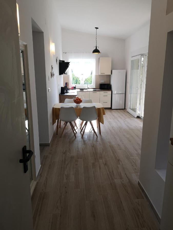 Apartment Nada 2 Malinska Extérieur photo